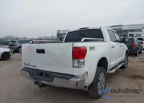 2011 Toyota Tundra Grade 4.6L V8 из США, поврежденный, VIN 5TFEM5F17BX022241